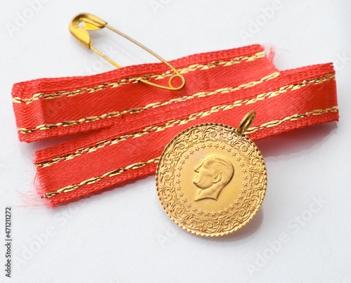 Quarter Gold (Turkish gold) macro detail shooting