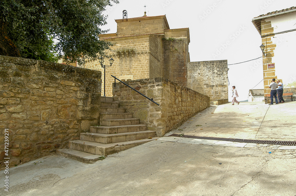 Obraz premium Vista de la localidad Cripan en la Rioja Alavesa, Alava, País Vasco