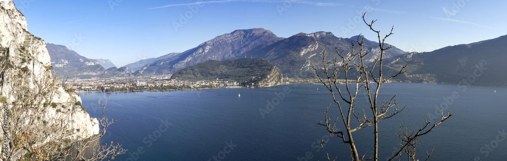 Lago di Garda dall'alto