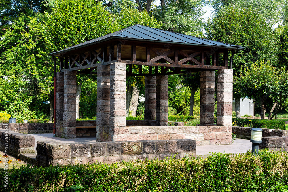 Lesehäuschen im Kurpark in Heiligenstadt Lesehäuschen im Kurpark in Heiligenstadt