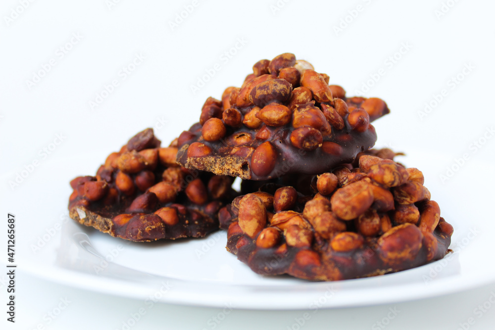 Gula kacang, is a traditional snack from Indonesia, made from roasted peanuts and brown sugar. Also called as Ampyang