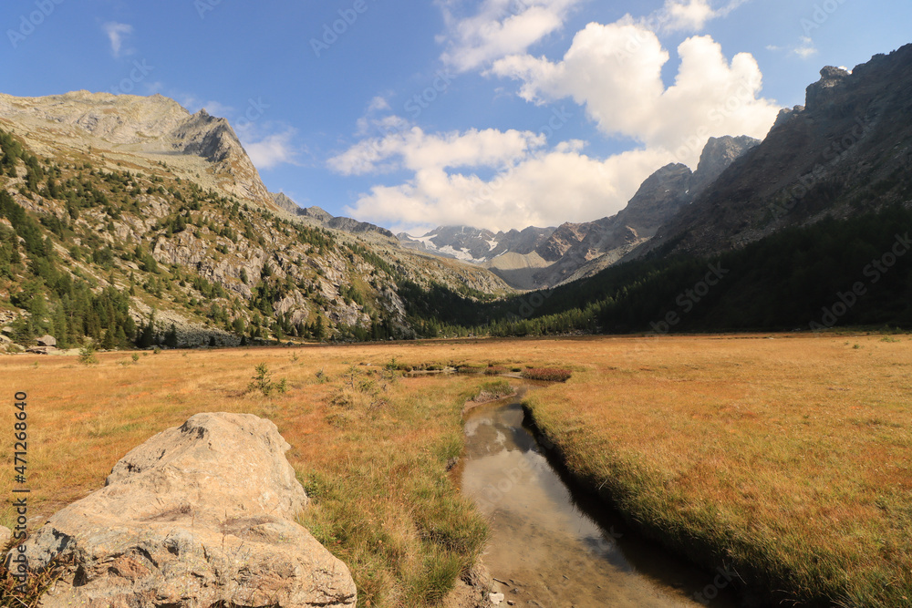 Hochebene von Preda Rossa über dem Val Masino (Bernina-Alpen)