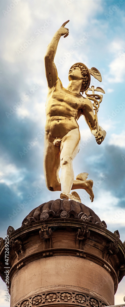 Hermes Statue