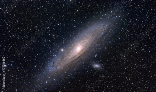  Галактика Андромеды Галактика Андромеды или M31, расположенная в одноименном созвездии. Это самая яркая галактика, которую можно увидеть невооруженным глазом. В будущем, а именно через 3 млрд лет, о
