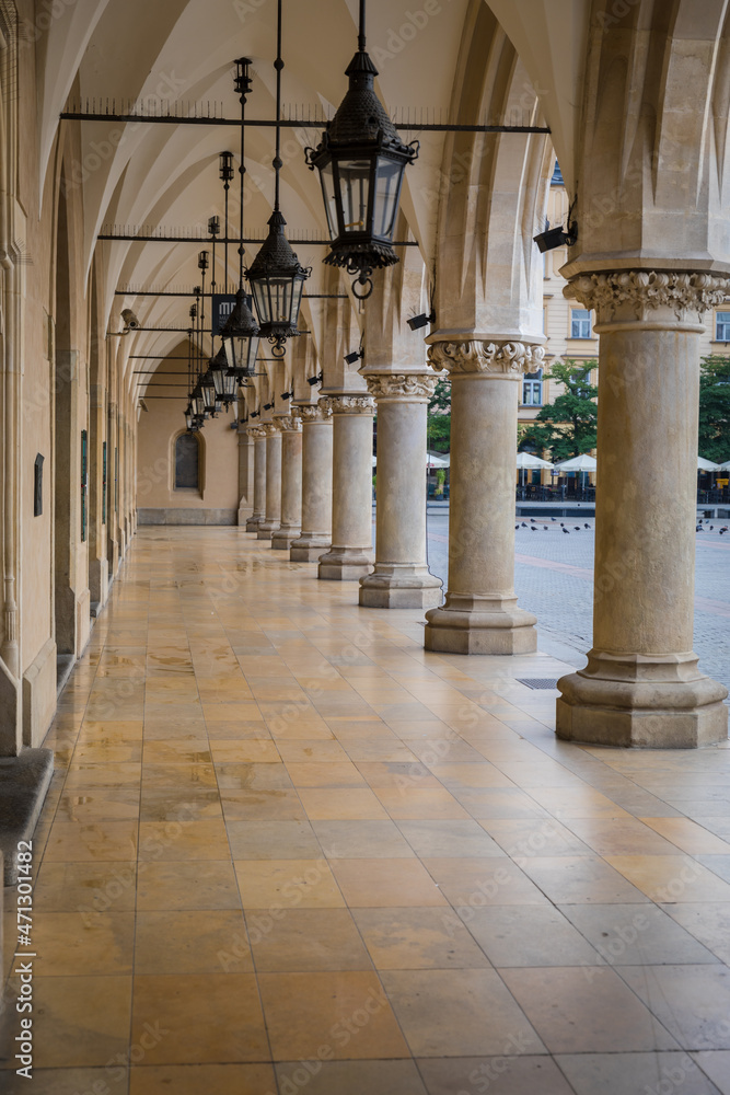 Fototapeta premium Arcades in Krakow cloth halls, the architecture of the old town.