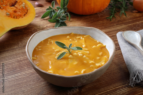 zuppa di zucca gialla con pasta photo