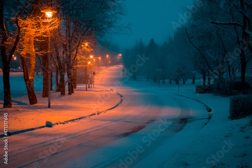 Snow in the city in a winter landscape © luchschenF