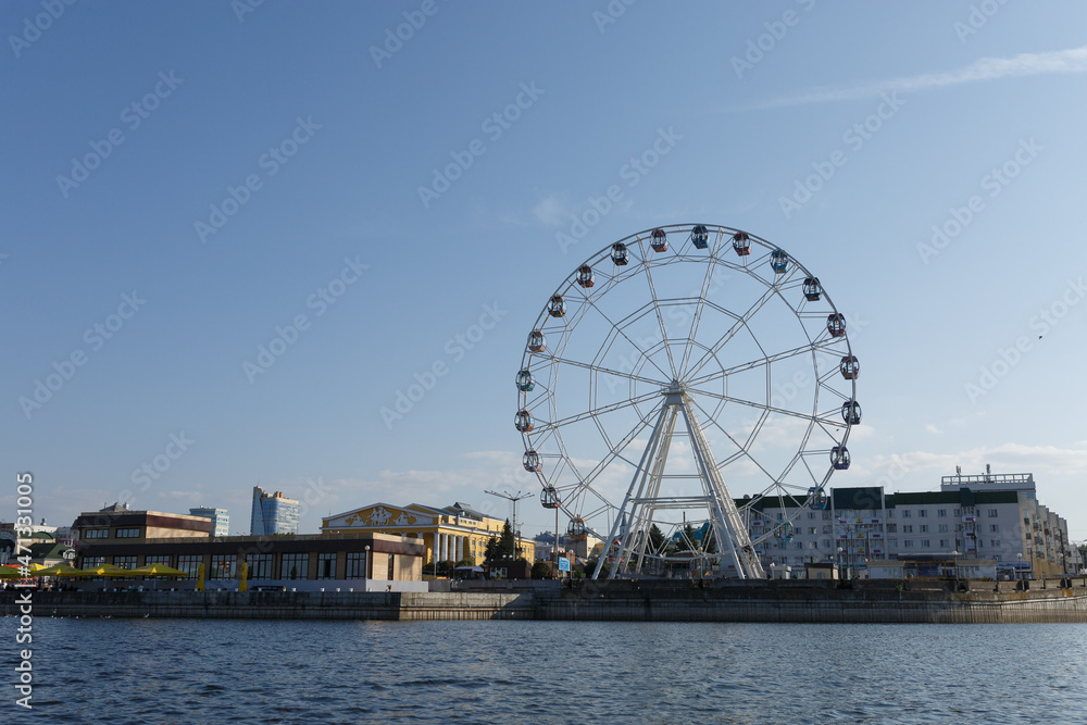 ferris wheel in the city of Сheboksary