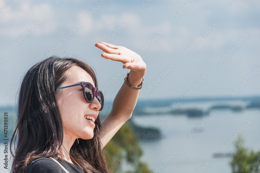Oriental women on outdoor vacation Oriental women on outdoor vacation