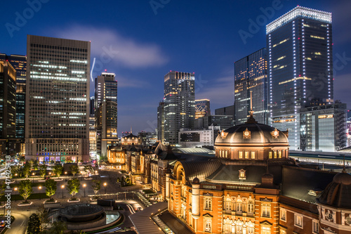 Tokyo station night view © SeongGyun