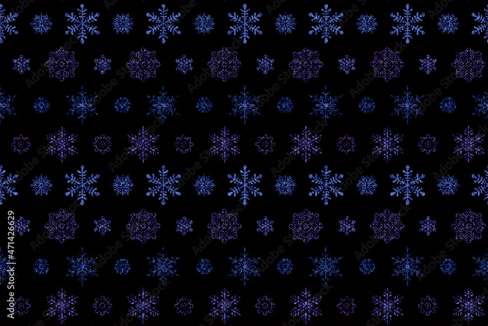黒に近い紺地に青紫の雪の結晶模様