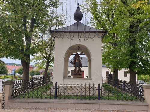 Św. Florian - pomnik w Ciężkowicach