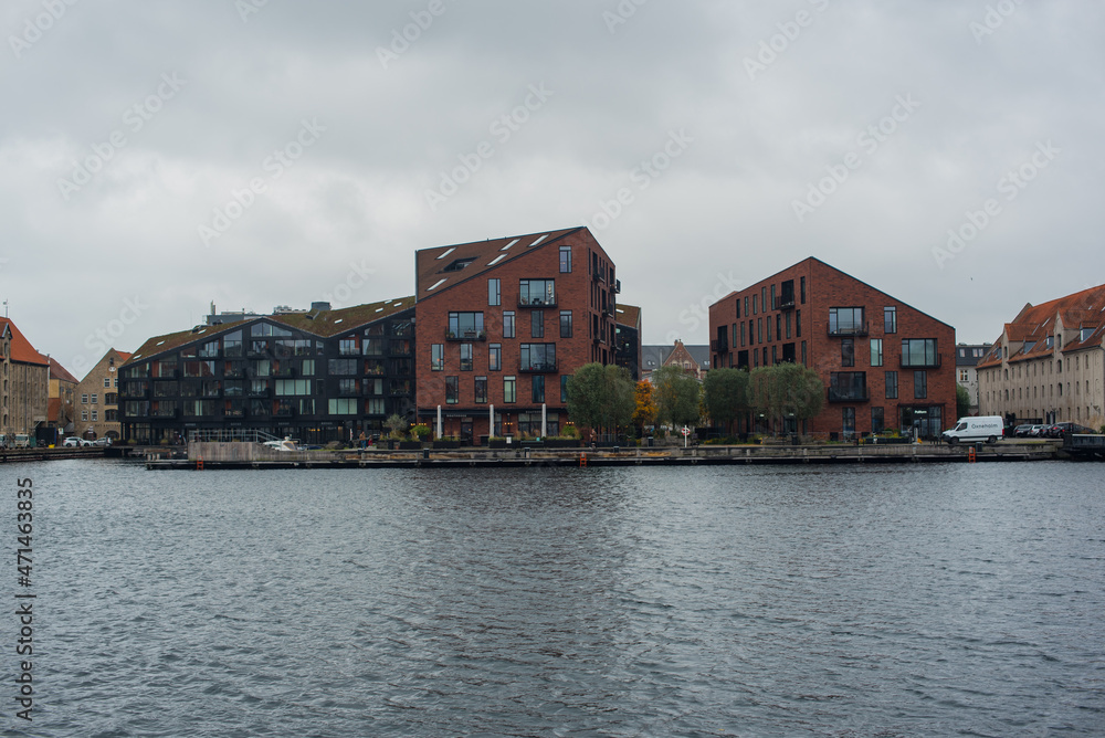 houses on the river