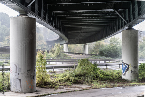 Fototapeta Naklejka Na Ścianę i Meble -  Autobahnbrücke