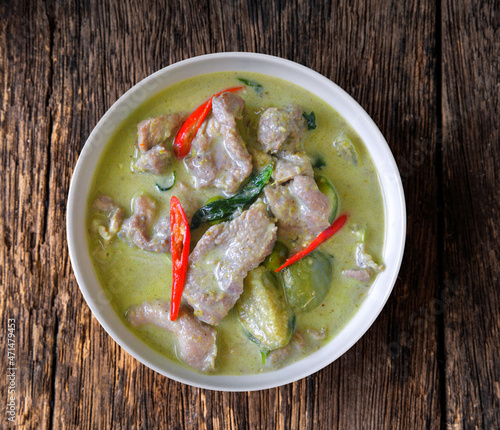 traditional thai green curry