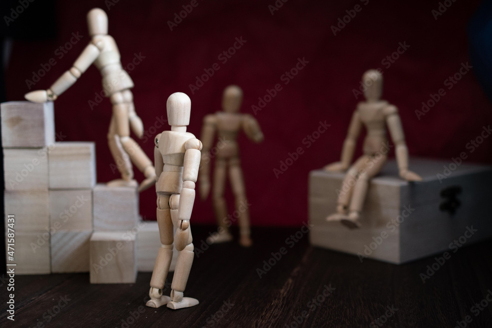 まわりは忙しく動いている