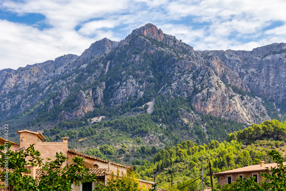 Landscape of the Serra de Tramuntana, Biniaraix - Mallorca (Balearic Islands) Landscape of the Serra de Tramuntana, Biniaraix - Mallorca (Balearic Islands)