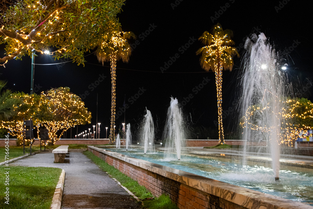 Εκτύπωση καμβά Versilia, Toscana: la piazza Angelo Navari vicino al Pontile a Forte dei Marmi,