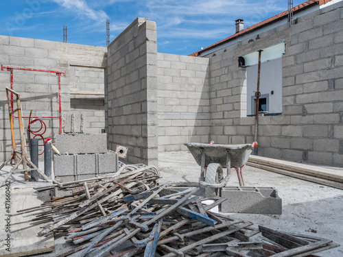 Chantier de construction d'une maison 