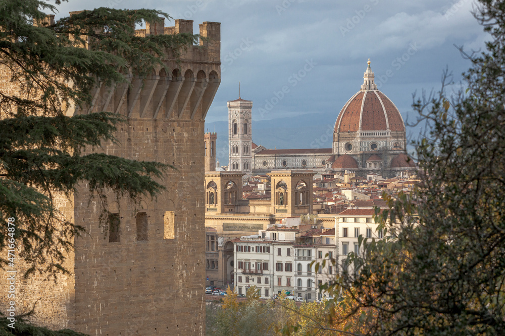 Fototapeta premium Firenze. Torre verso Campanile e Cupola del Duomo