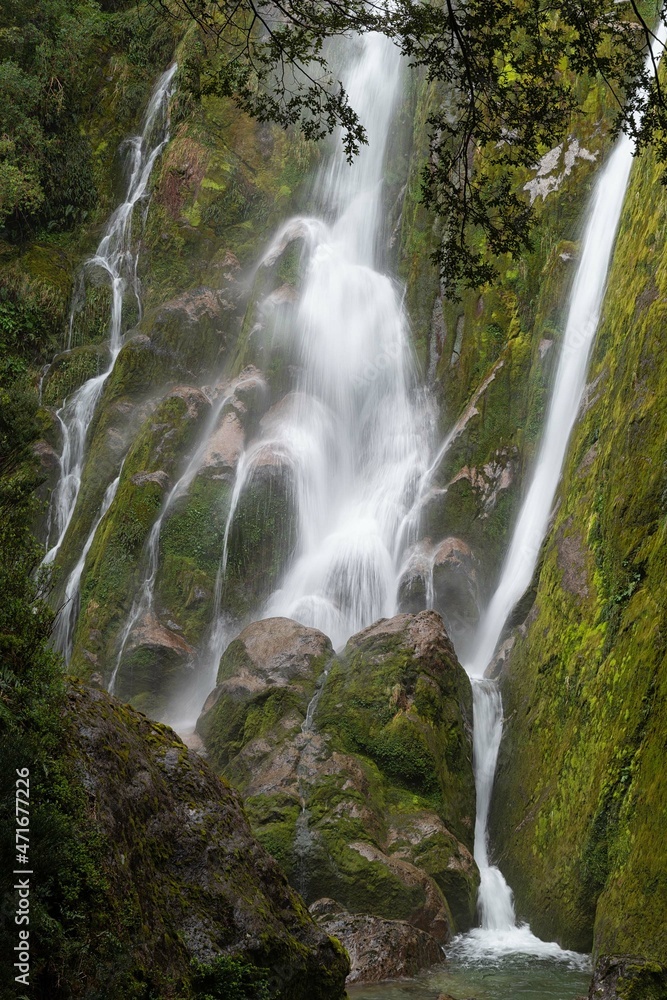 Fototapeta premium waterfall in the mountains