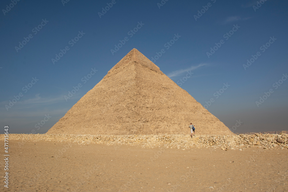 The great pyramid of Giza, Egypt, stands between 2 other pyramids The great pyramid of Giza, Egypt, stands between 2 other pyramids