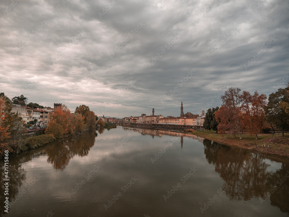 Obraz premium Beautiful Florence Italy view near river Arno