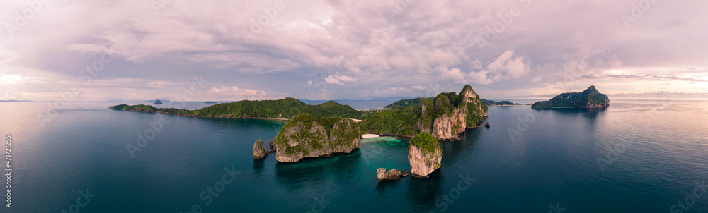  Koh Phi Phi Thailand, Turquoise clear water Thailand Koh Pi Pi, Scenic aerial view of Koh Phi Phi Don Thailand - obrazy, fototapety, plakaty 