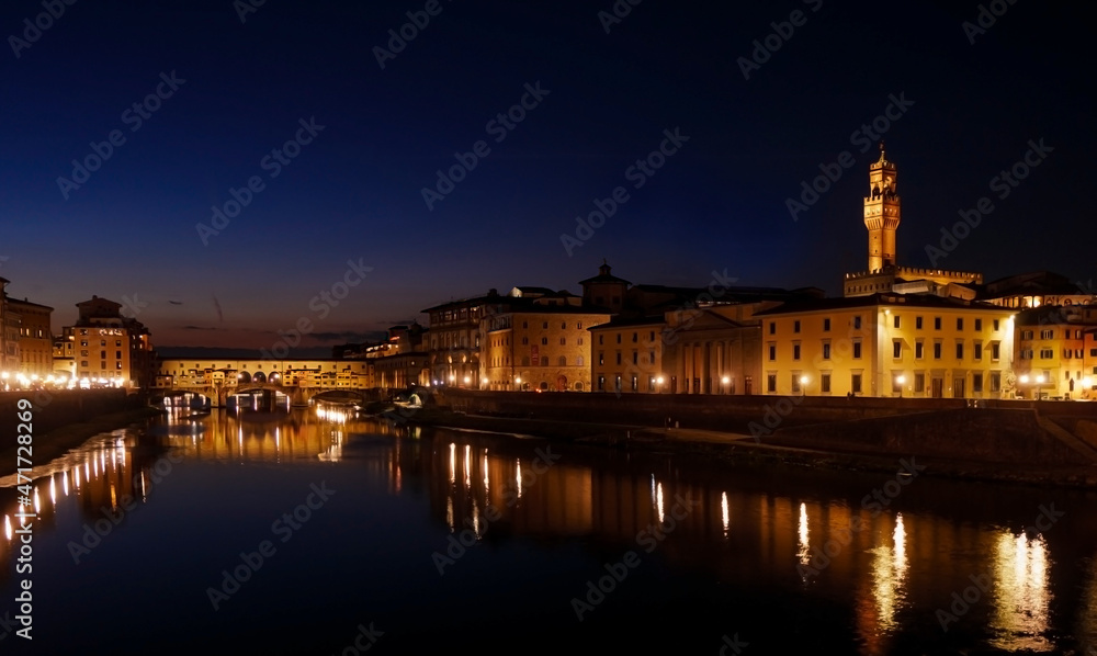 Nocturno de Florencia y el Puente Viejo