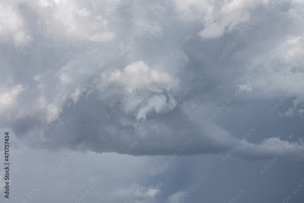 Developing Funnel Cloud Developing Funnel Cloud