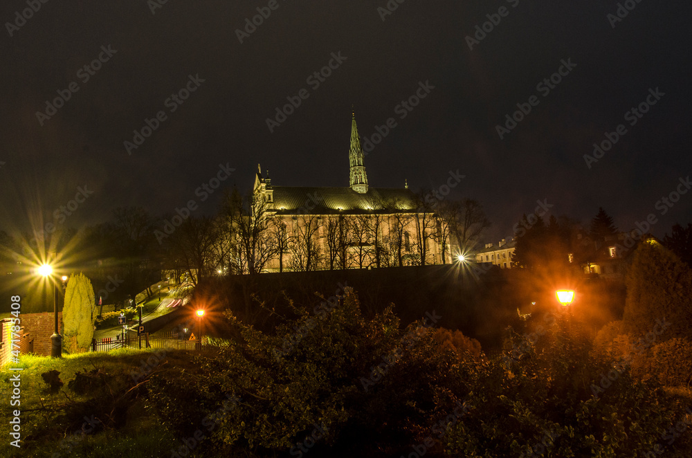 Katedra w Sandomierzu w nocy 