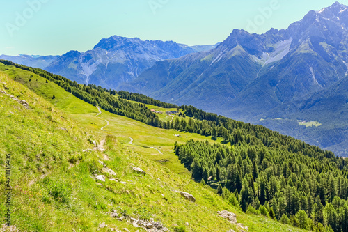 Ftan, Alpe Laret, Wanderweg, Unterengadin, via Engiadina, Alpen, Engadin, Innschlucht, Inn, Fluss, Graubünden, Sommer, Schweiz