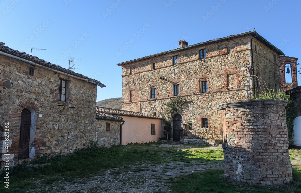 Il villaggio semi-abbandonato di Anqua Il villaggio semi-abbandonato di Anqua