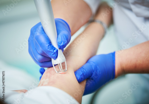 Photos Laser cosmetic surgery and skin resurfacing in dermatology