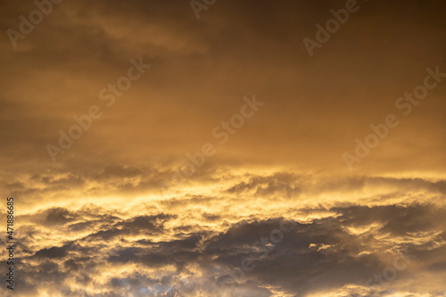 Sunrise in Morning with Orange, Yellow and Pink sky, Dramatic twilight landscape with Sunset in evening. Vector mesh horizon Sky banner of sunrise or sunlight for four seasons background. © Bojan