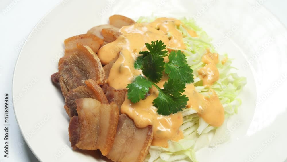 Deep-fried pork belly, a specialty snack of Northeast China Deep-fried pork belly, a specialty snack of Northeast China