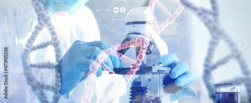 Принти на полотні Scientist working with sample in laboratory