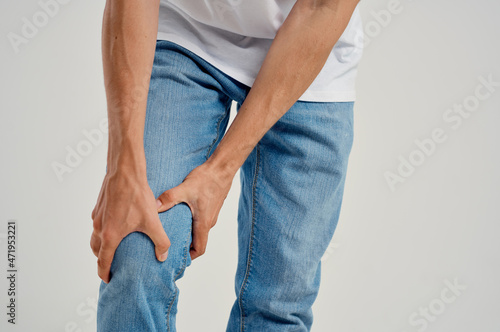 leg pain knee injury health problems