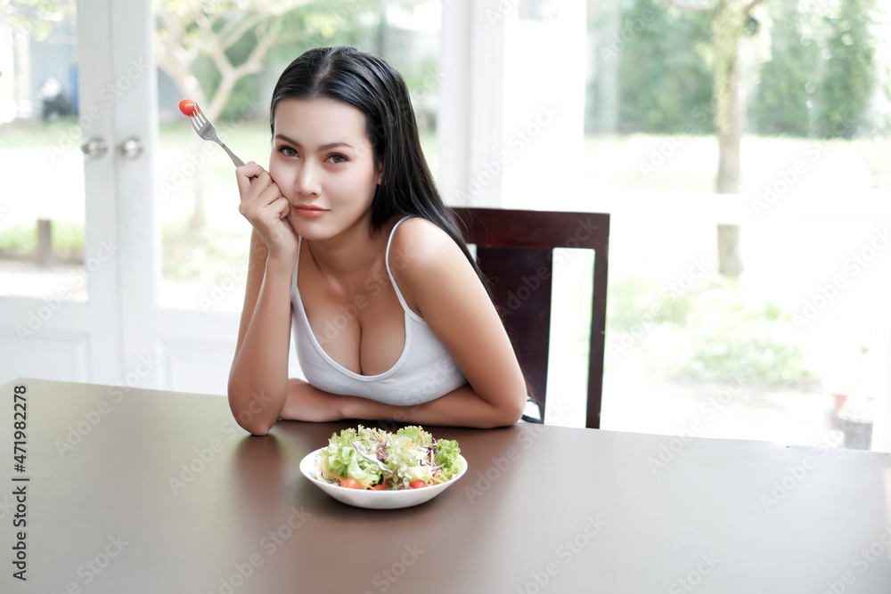 Portrait sexy asia woman with salad, healthy diet concept Portrait sexy asia woman with salad, healthy diet concept