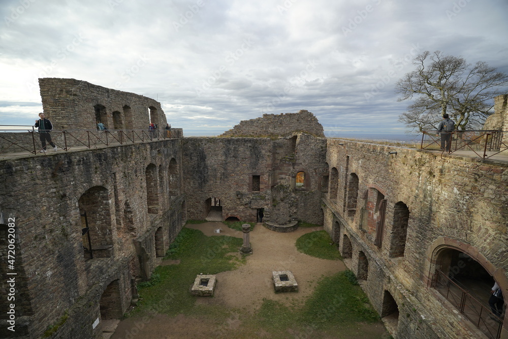 Resto de castillo interior