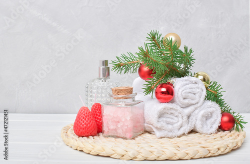 Christmas spa treatments fund with a place for text.