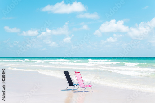 Miami Florida Beach Chairs (ID: 472134010)