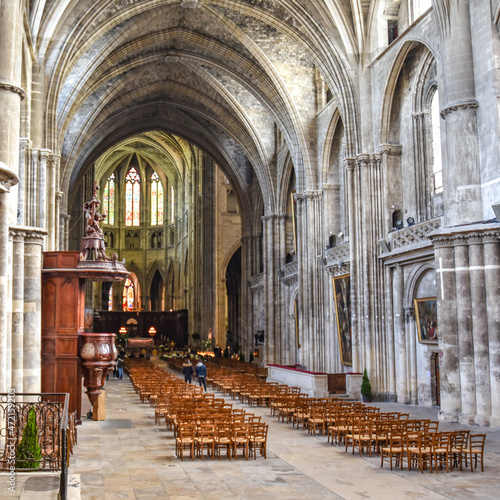 Bordeaux, France - 7 Nov, 2021: Interior of Cathedrale Saint Andre (St. Andrews Cathedral), Bordeaux, Gironde, Aquitaine, France