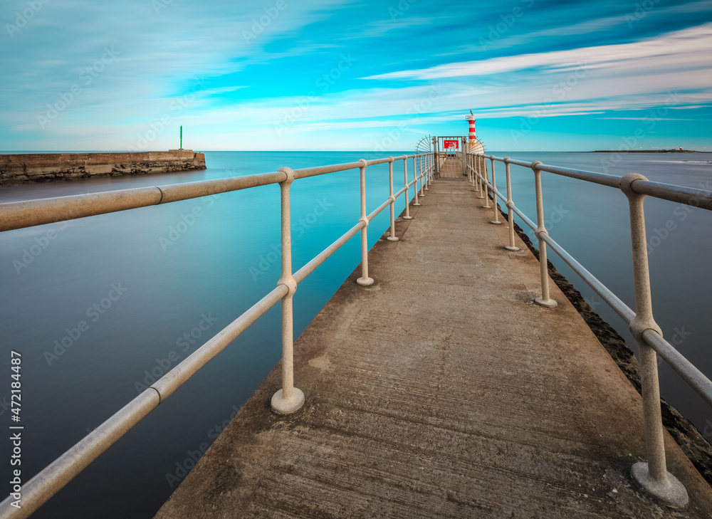 Fototapeta premium Long exposure of Amble Harbour on the Northumberland coastline 