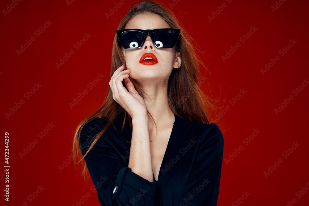 cheerful fashionable woman wearing sunglasses red lips posing red background cheerful fashionable woman wearing sunglasses red lips posing red background