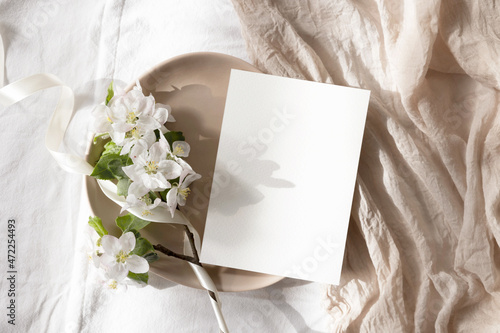 White card 5x7 mockup on plate 