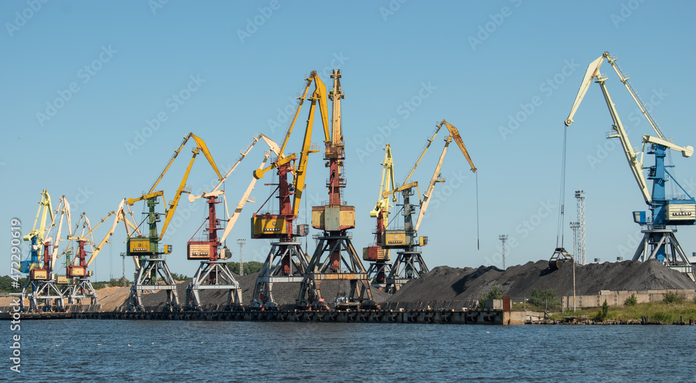 Industrial loading cranes at a shipyard
