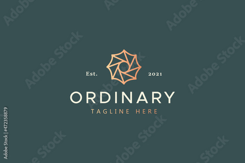 Creative Circle Abstract Luxury Fashion Logo