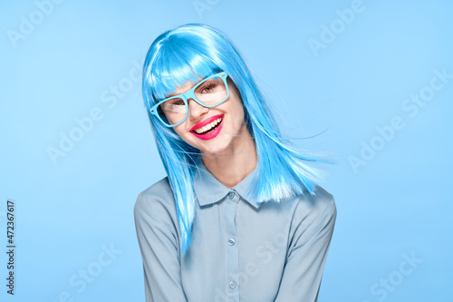 beautiful woman in blue wig glasses fashion glamor