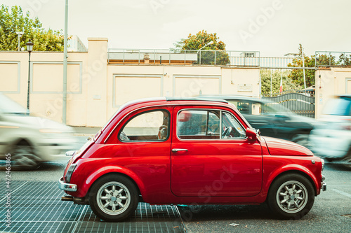 Fototapeta Naklejka Na Ścianę i Meble -  Fiat 500 on the streets of Rome 